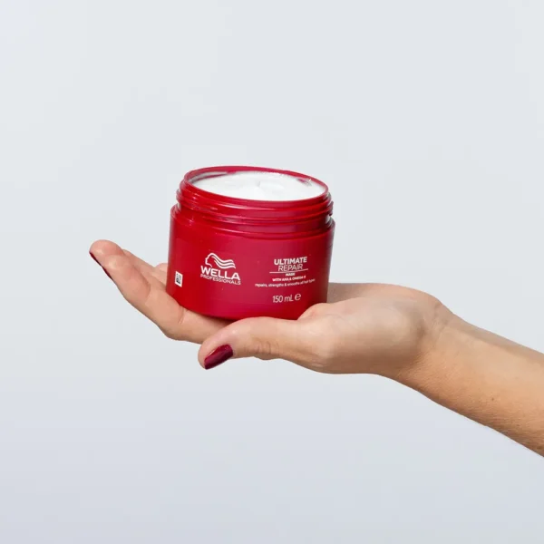 Máscara de Reparação Wella Professional Ultimate Repair 150 ml