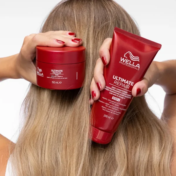 Máscara de Reparação Wella Professional Ultimate Repair 150 ml
